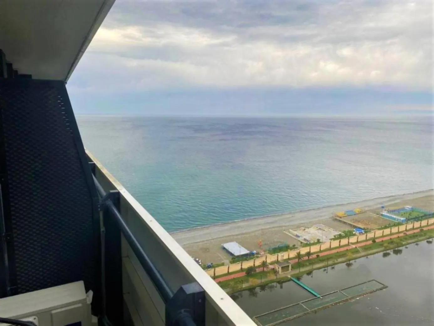 Sunny Sea View Aparthotel In Orbi City Batumi