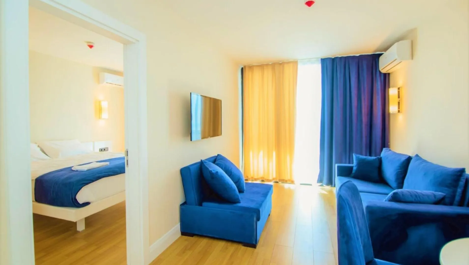 Sunny Sea View Aparthotel In Orbi City Batumi