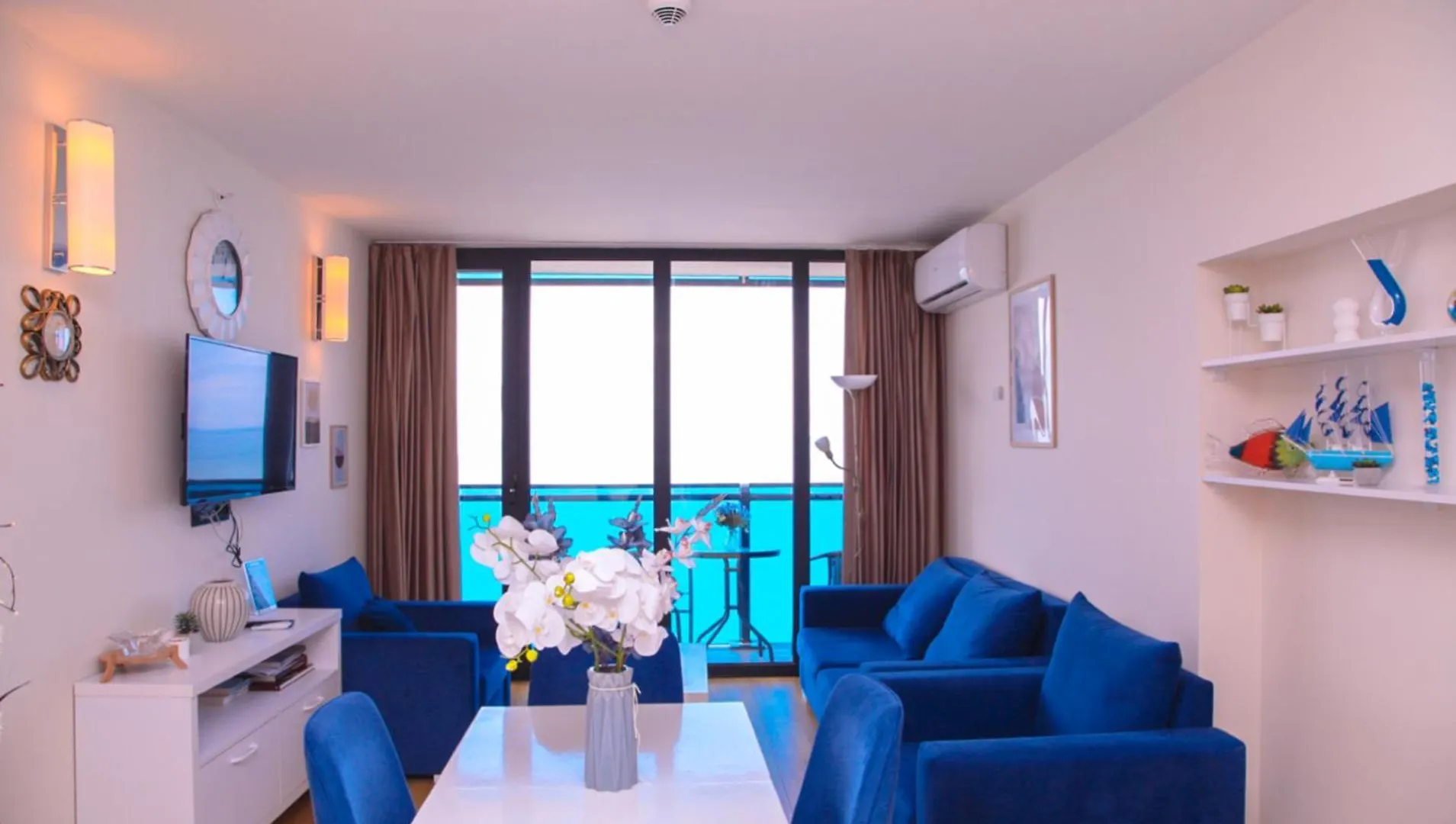 Sunny Sea View Aparthotel In Orbi City Batumi