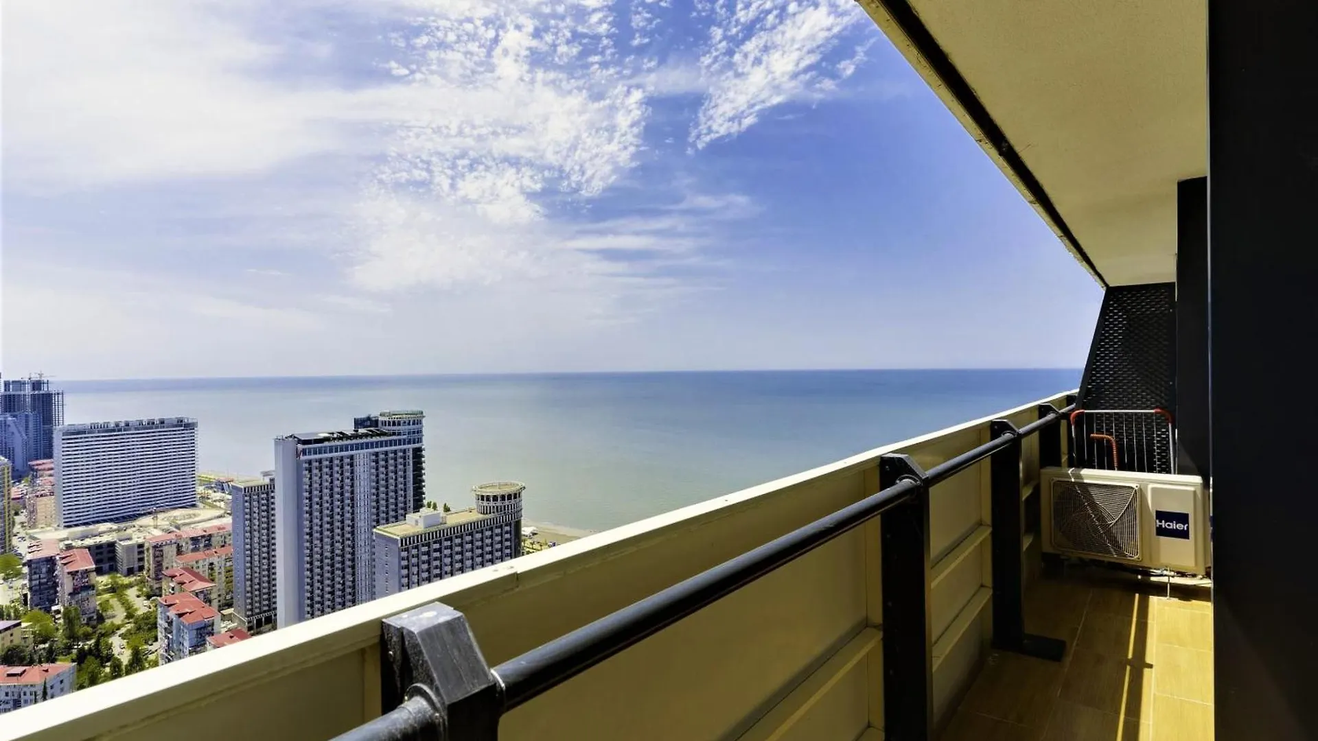 Sunny Sea View Aparthotel In Orbi City Batumi